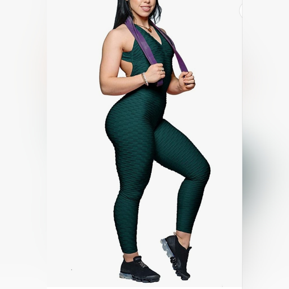 Athletic bodysuit